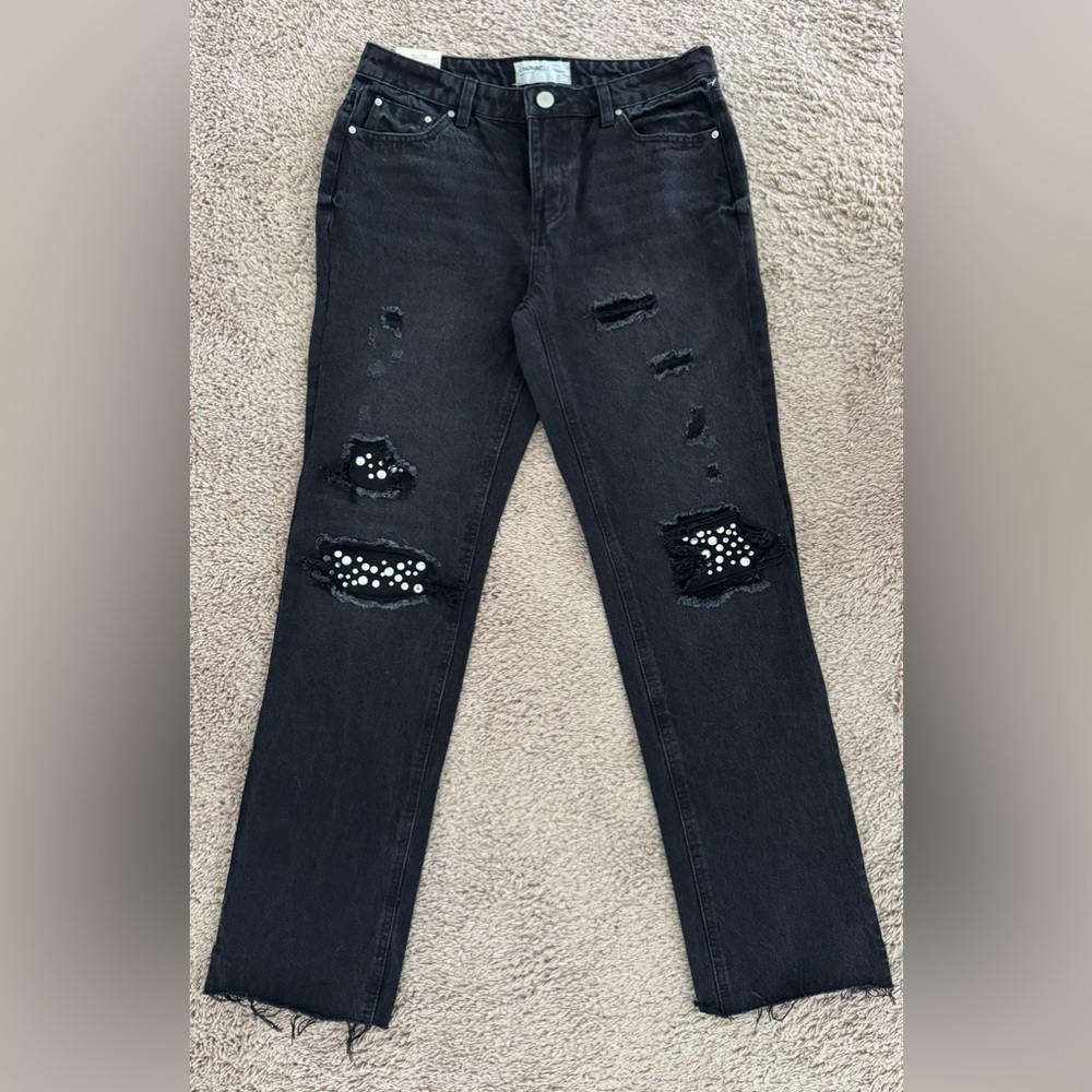 Trendy Black Women's Straight Leg Jeans